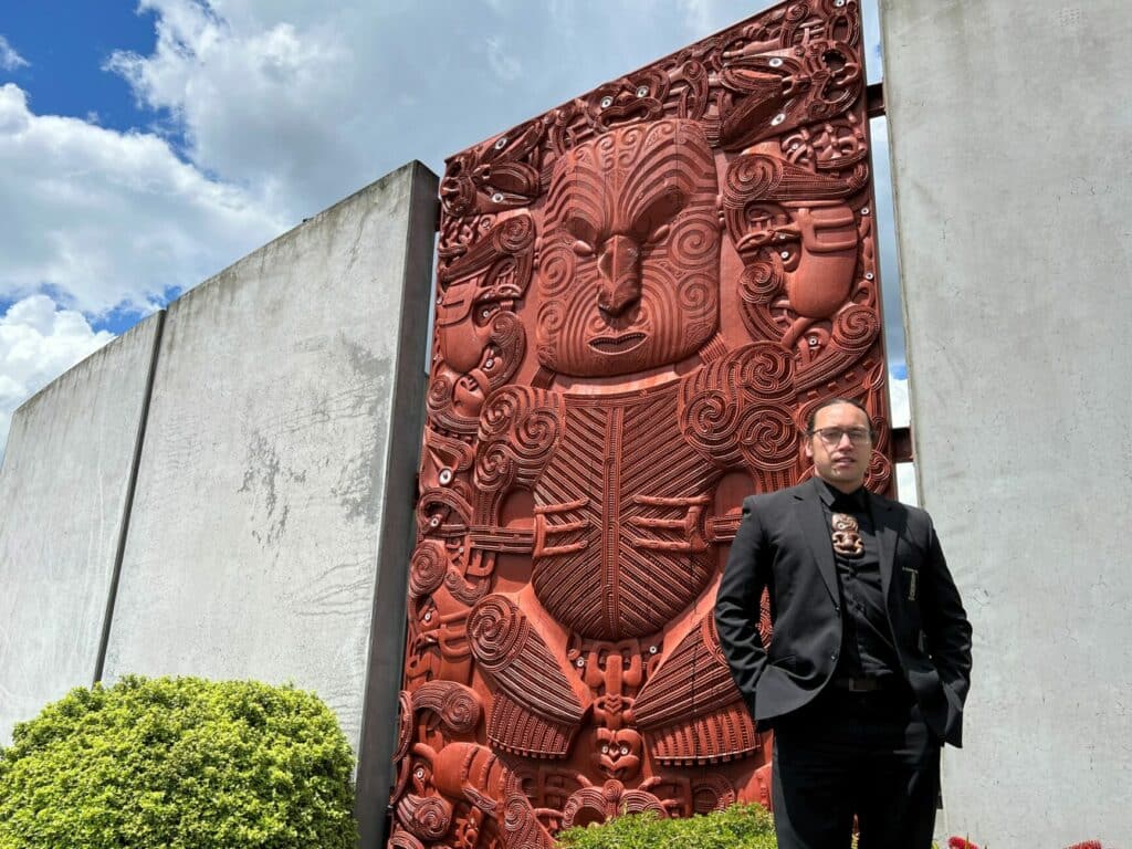 NZMACI at Te Puia appoints new Tumu Whakairo Rākau (Head of the Wood Carving School)