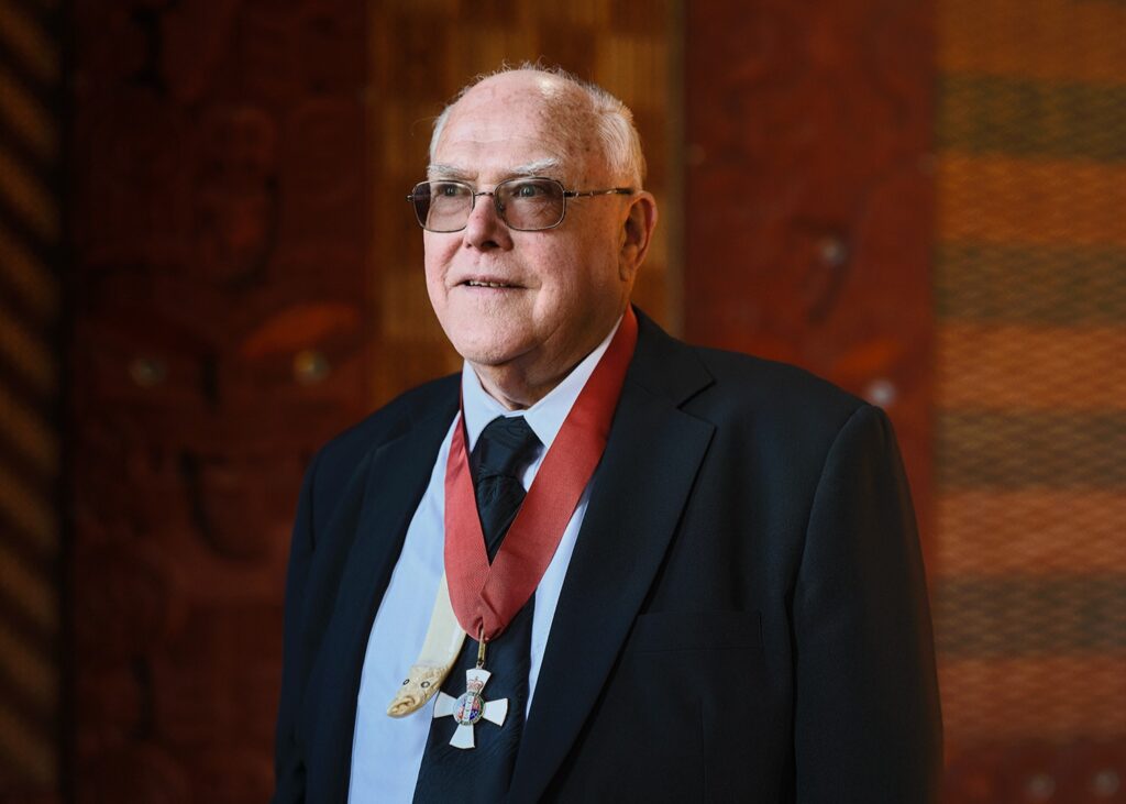 Tohunga Whakairo Rākau Clive Fugill receives New Zealand Royal Honour for services to Māori Art